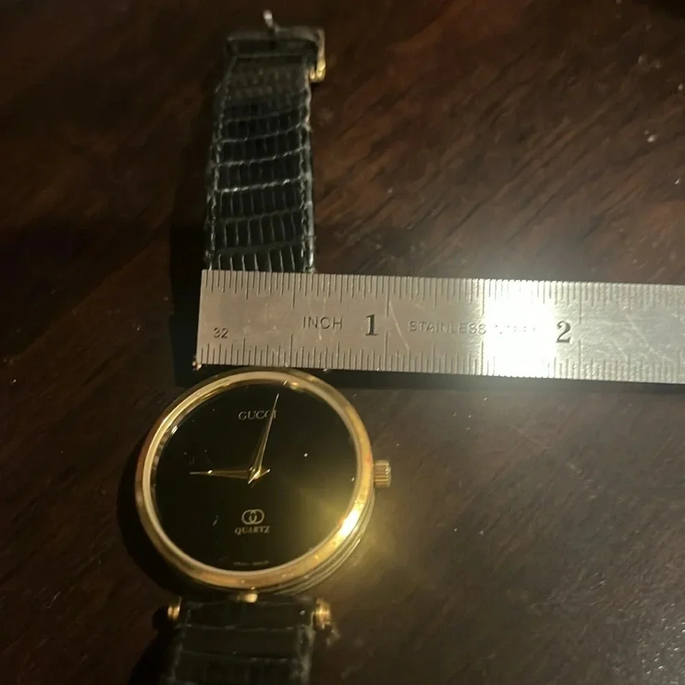 Gucci Watch Vintage Gucci Black leather Watch